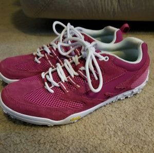 Virbram Hi-Tec Apollo Hiking Shoes